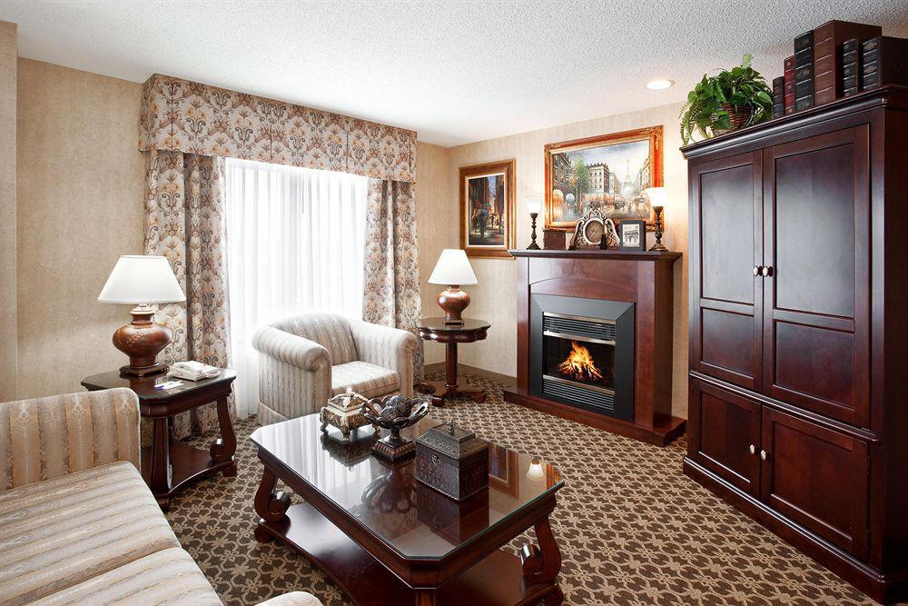 Holiday Inn Express & Suites - Sharon-Hermitage By Ihg West Middlesex Номер фото