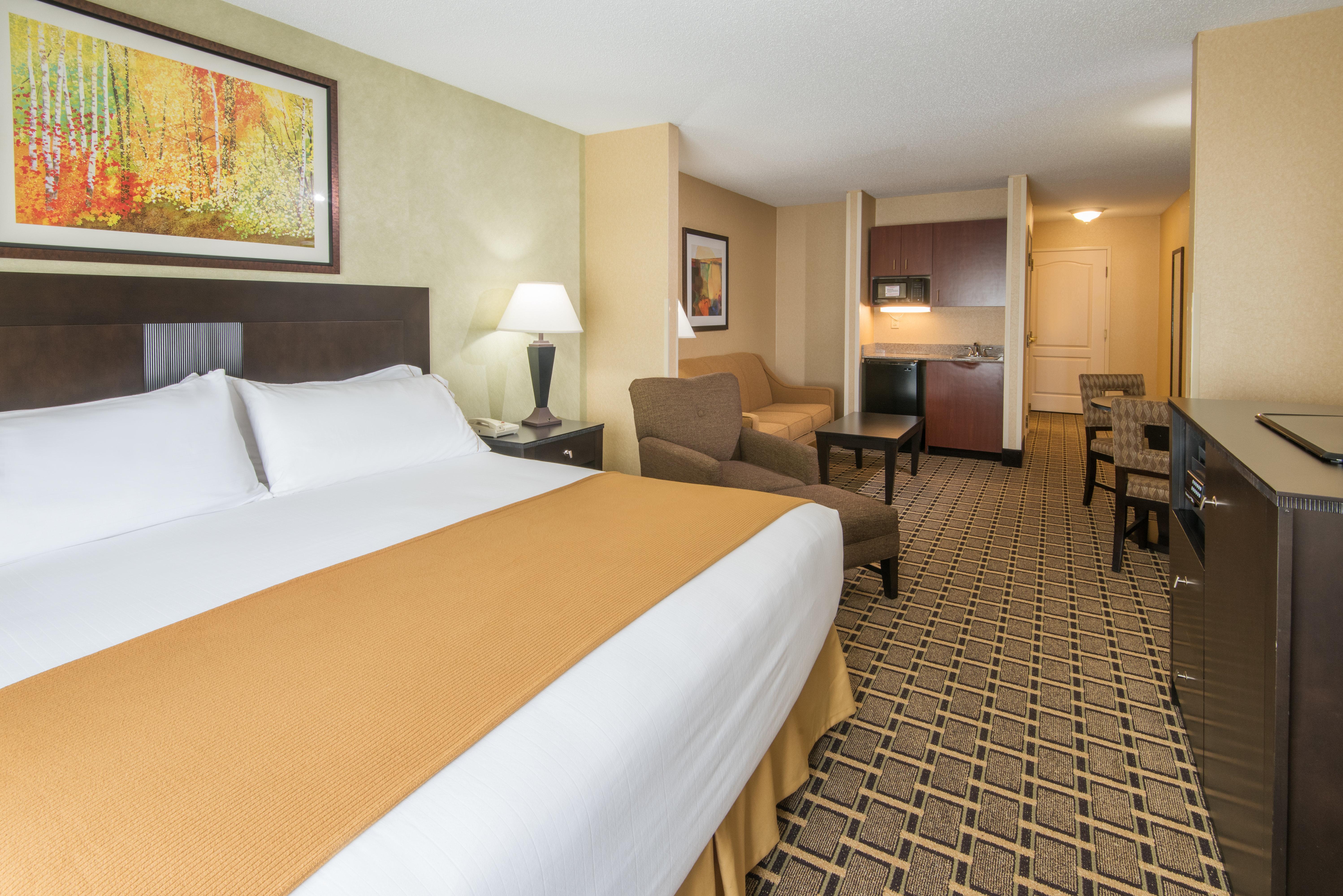 Holiday Inn Express & Suites - Sharon-Hermitage By Ihg West Middlesex Экстерьер фото