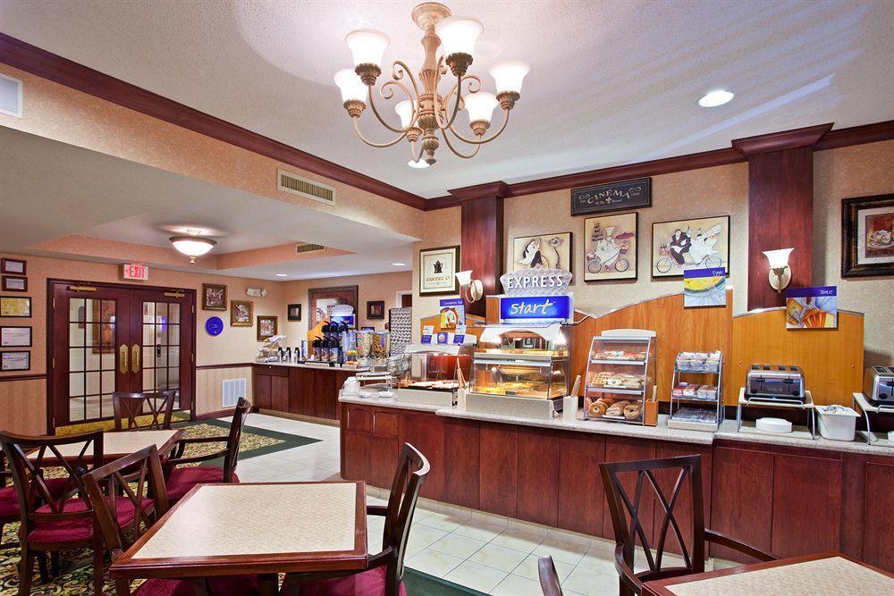 Holiday Inn Express & Suites - Sharon-Hermitage By Ihg West Middlesex Ресторан фото